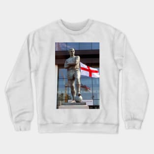 Bobby Moore Statue England Flag Wembley Stadium Crewneck Sweatshirt